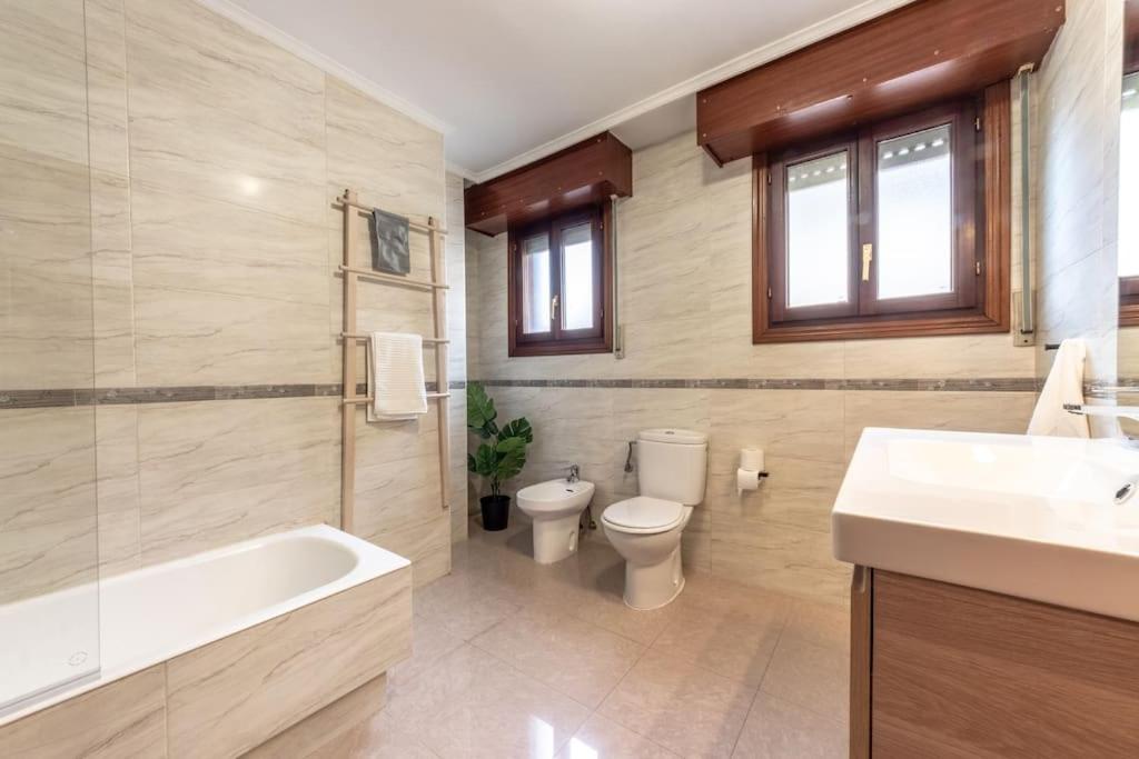 Apartmán Acogedor Piso En Santurtzi .Parking Privado Exteriér fotografie